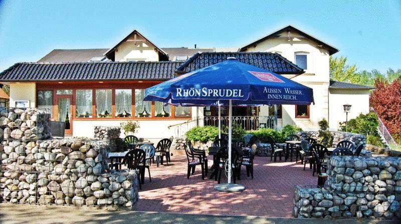 Отель Salz & Pfeffer Im Gasthaus Frorup Эферзее Экстерьер фото